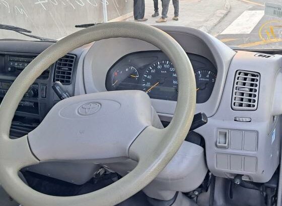 Toyota | Toyoace | 5L | Automática | Recém-importada