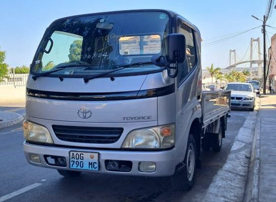 Toyota | Toyoace | 5L | Automática | Recém-importada