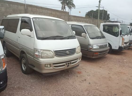 Toyota | Hiace Super Custom | Recém-importada 🚌