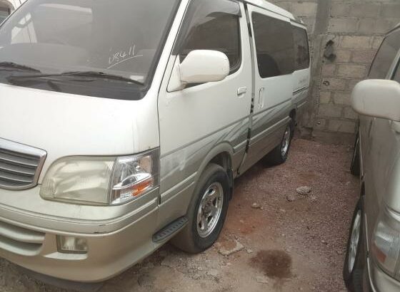 Toyota | Hiace Super Custom | Recém-importada 🚌