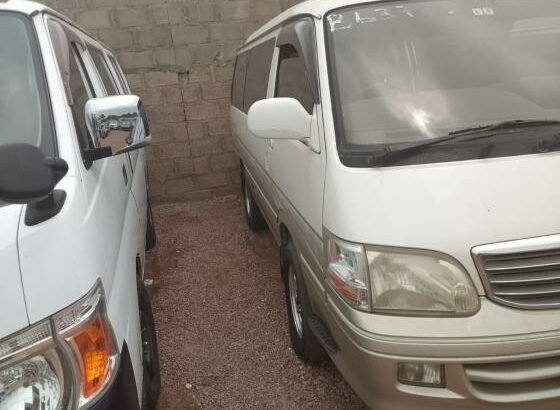 Toyota | Hiace Super Custom | Recém-importada 🚌