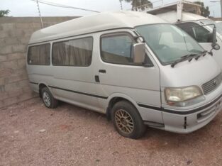 Toyota | Hiace Wagon | 15 Lugares | Recém-importada 🚌