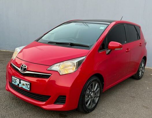 acaba de chegar Toyota ractis