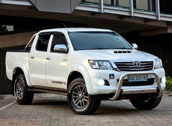 recém importado Toyota Hilux d4d legend 45