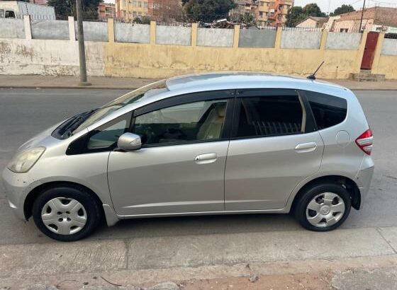 recém importado Honda fit