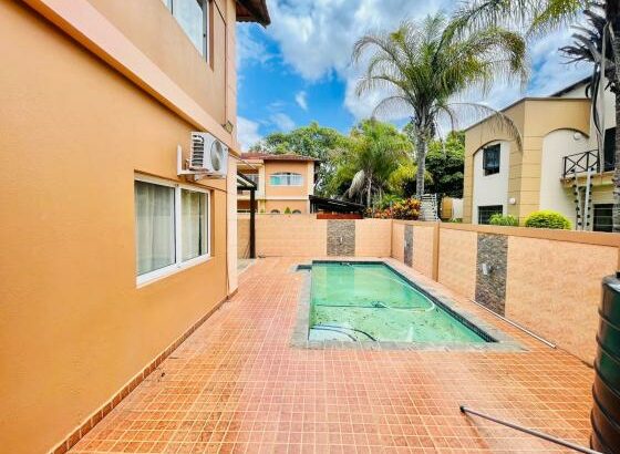 Arrenda-se moradia t4 no condomínio triunfo na marginal