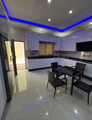 Vende-se moradia na costa do sol em Mapulene