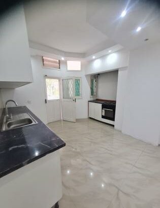 Vende-se Apartamento T3 luxuoso na sommerchield 1 av mão tse tung