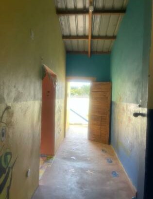 Vende se casa t3 em congolote próximo da paragem primeiro de maio