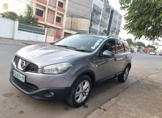 Nissan Qashqai-2 aproveita