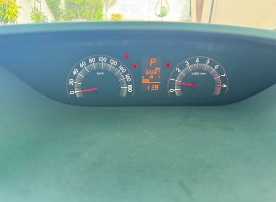 Super promoção Vendo Toyota RACTIS 1.5 Recém importado em perfeitas condições de conservação