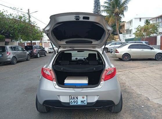 Mazda Demio Novo aproveita