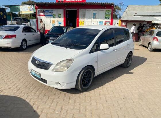 Toyota Spacio preço especial aproveita