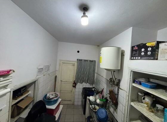 ARRENDA-SE APARTAMENTO T2 NO RÊS DO CHÃO NO BAIRRO DO ALTO MÃE