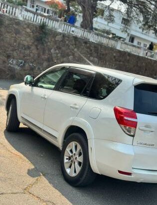 Toyota Vanguard 2011 4×4