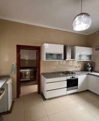 Vende-se uma moradia tipo 4 no condomínio shaphire na matola