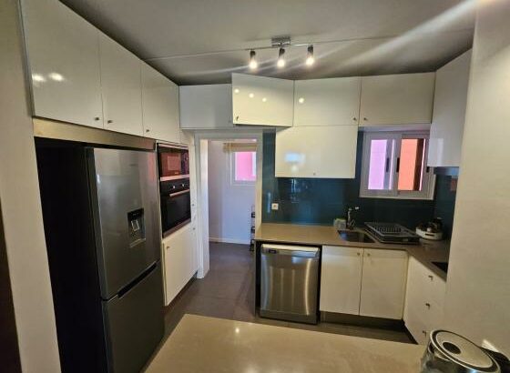 Vende-se apartamento T3 quarto suíte no condomínio casa jovem,  costa do sol