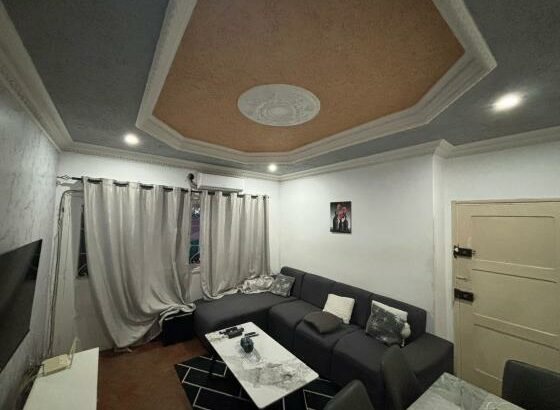 ARRENDA-SE APARTAMENTO T2 NO RÊS DO CHÃO NO BAIRRO DO ALTO MÃE