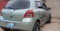 Toyota Vitz recente aproveita