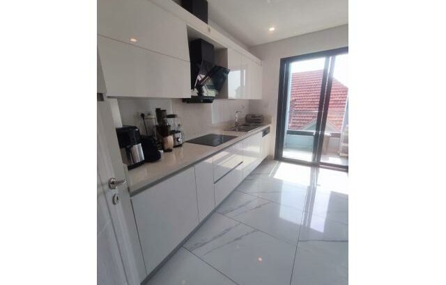 Arrenda-se um apartamento tipo 2 sem mobília na Sommerschield