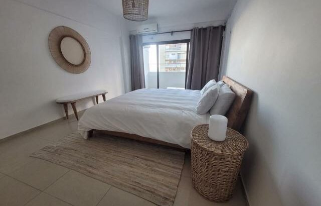 Vende-se um apartamento tipo 3 na polana/ Julius nherere