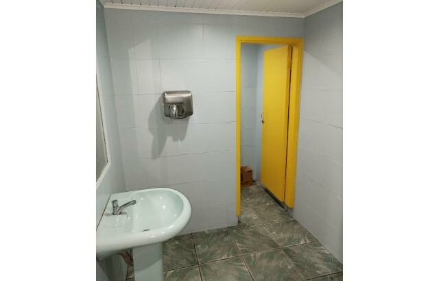 Arrenda-se um restaurante e pastelaria na polana Av. Eduardo Mondlane