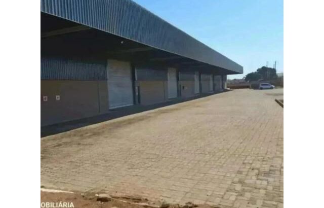 Arrenda-se um Armazem com cerca de 3510m² na N4 matola