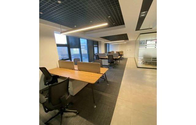 Arrenda-se um escritório mobilado no condomínio parkmoza na Sommerschield