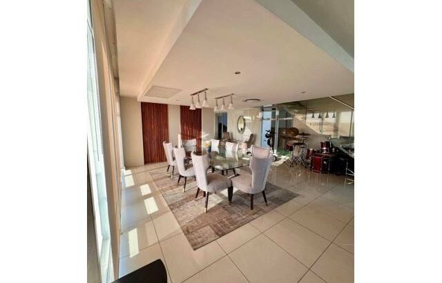 Arrenda-se um apartamento duplex tipo 4 no condomínio super marés