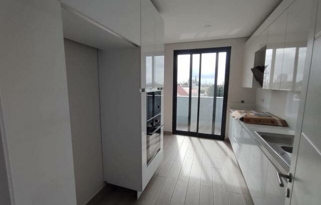 Vende-se um apartamento tipo 3 na Sommerschield no condomínio Vila Antúrio