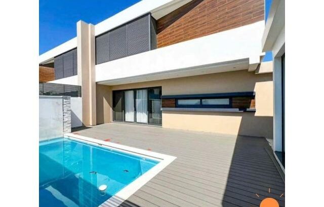 Vende-se uma moradia tipo 4 no condomínio MASSALA na Sommerschield 2