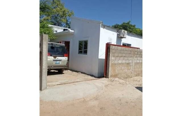 Costa do Sol Mapulene: Alugo Casa T. 2