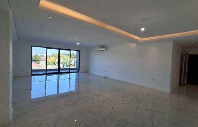 Arrenda-se um apartamento tipo 3 no condomínio Palmar na Sommerschield 2