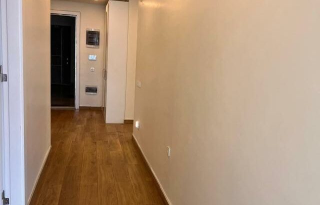 Arrenda-se um apartamento tipo 3 no condomínio valentina