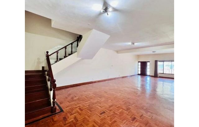 Arrenda-se uma moradia Tipo 4 na Sommerschield 2