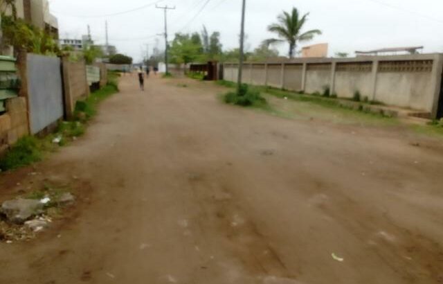 Costa do Sol Mapulene: Terreno 16/33 Há 320 Metros da Estrada