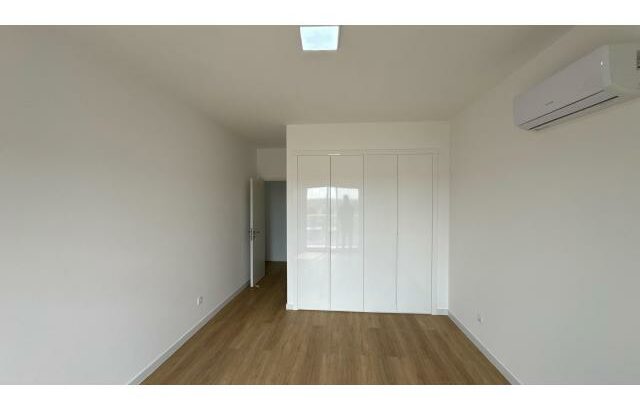 Arrenda-se luxuoso Apartamento T3 no condomínio New life