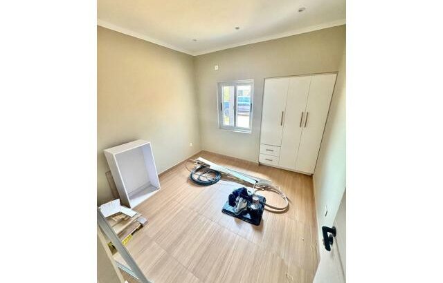 Arrenda-se luxuosa vivenda T3 no condomínio casa jovem