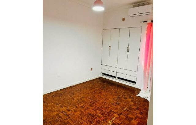 Arrenda-se moderno apartamento T2 na polana