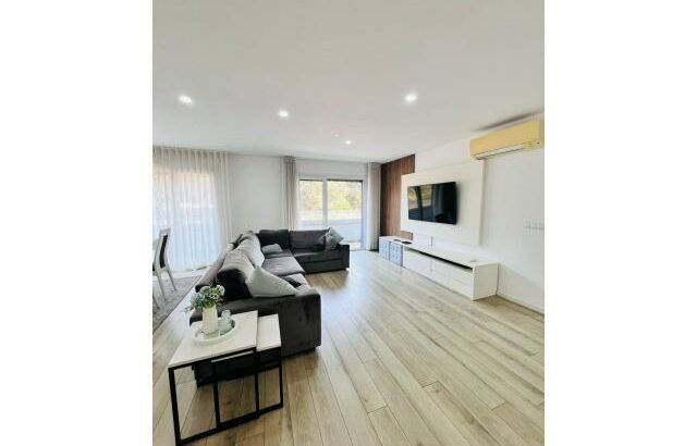 Polana RESIDENCE temos luxuoso Apartamento T3 mobilado