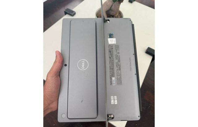 Dell Latitude 7320 Detachable Touchscreen, 2-in-1 Express Connect