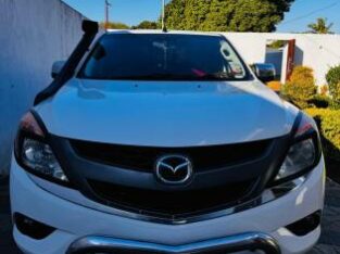 Mazda BT50 oportunidade única aproveita
