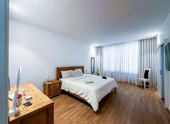 Vende-se moradia T3 suite com piscina e anexo – TRIUNFO