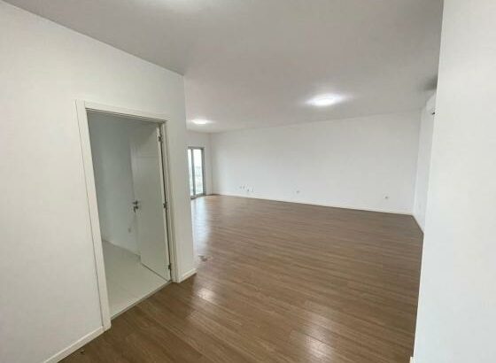 ARRENDA-SE APARTAMENTO T3 NO CONDOMÍNIO GOLF RESIDENCE – SOMMERCHIELD PRÓXIMO A ESCOLA PORTUGUESA