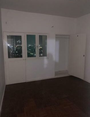 Arrenda-se Flat tipo 2 no 10 Andar Sem Elevador 25.000MT