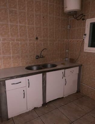 Arrenda-se Flat tipo 2 no 10 Andar Sem Elevador 25.000MT