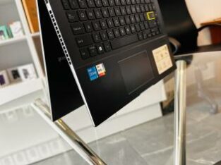 Asus VivoBook Flip 14 2-in-1 Convertible 360 Graus Touchscreen Machine 11 th gen intel Core i5-1135G7 2.40 GHZ (08 CPUs) 8GB DDR4 SDRAM, 256 GB SSD N