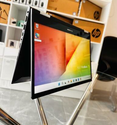 Asus VivoBook Flip 14 2-in-1 Convertible 360 Graus Touchscreen Machine  11 th gen intel Core i5-1135G7 2.40 GHZ (08 CPUs) 8GB DDR4 SDRAM, 256 GB SSD N