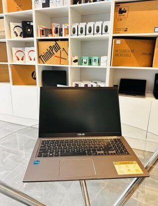 Asus  X515E Notebook  PC em Promoção  Intel Core i5-1135G7 11th Gen 2.40GHz  8GB DDR4 SDRAM, 512 GB SSD NVME Intel Íris Xe Graphics Teclado Contabilís