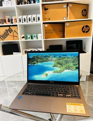 Asus  X515E Notebook  PC em Promoção  Intel Core i5-1135G7 11th Gen 2.40GHz  8GB DDR4 SDRAM, 512 GB SSD NVME Intel Íris Xe Graphics Teclado Contabilís